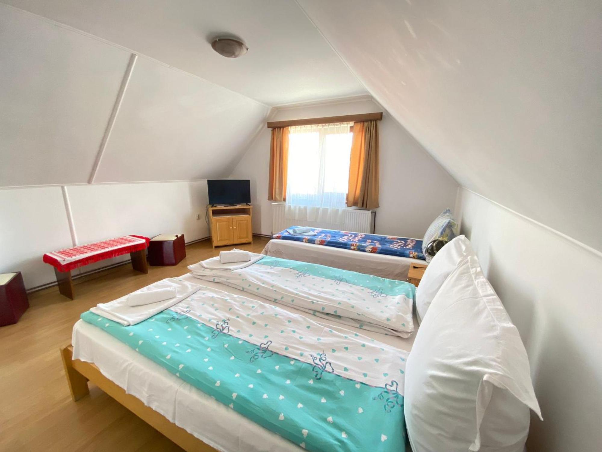 Dobra Haz Hotel Ковасна Екстериор снимка
